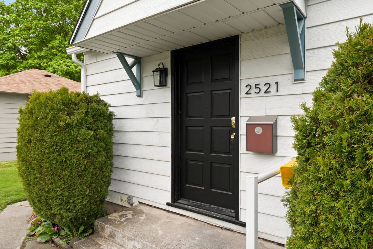 House for rent at 2521 W Sanson, Spokane, WA 99205