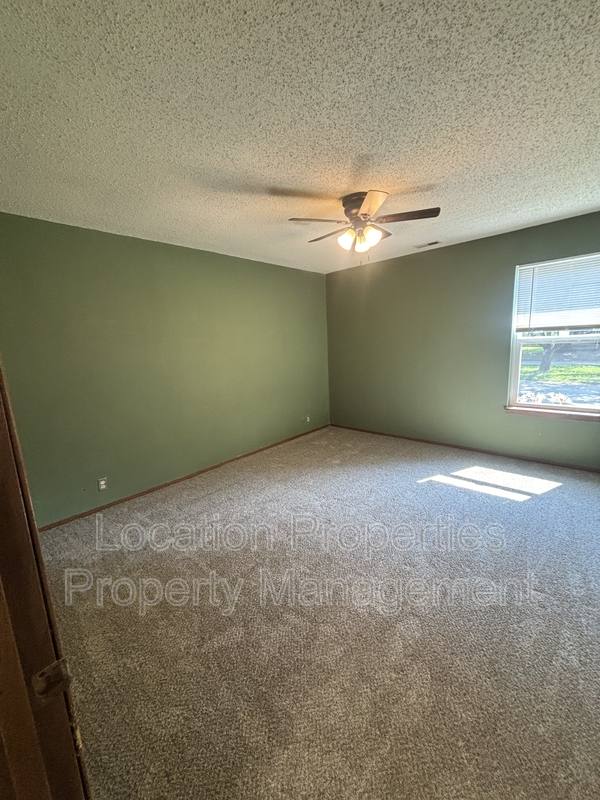 House for rent at 2401 Sequoia Court, Lawrence, KS 66047