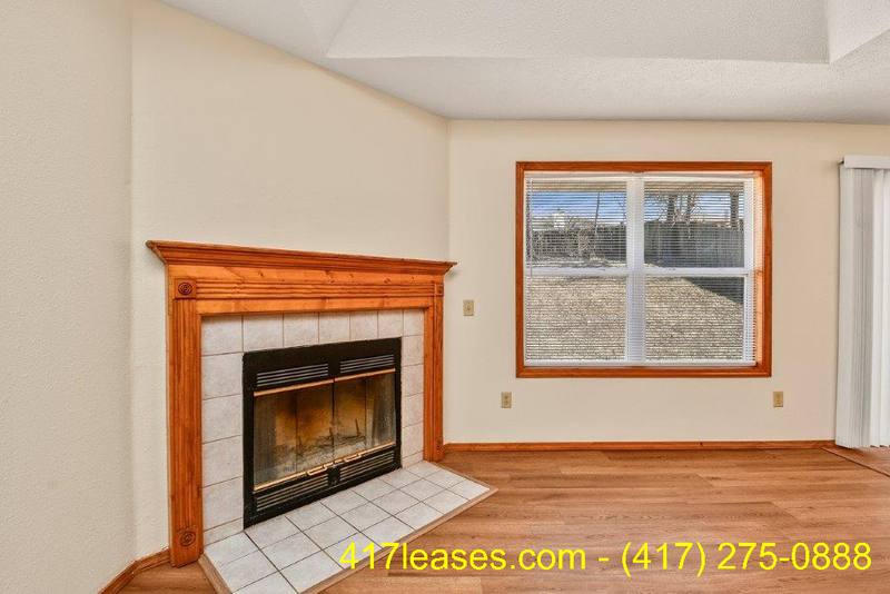 House for rent at 3318 S Valley View Dr, Springfield, MO 65807