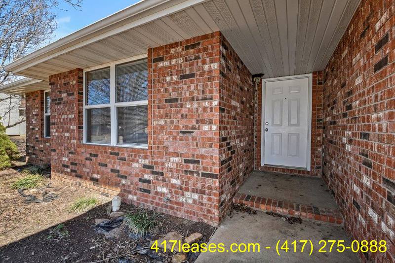 House for rent at 3318 S Valley View Dr, Springfield, MO 65807