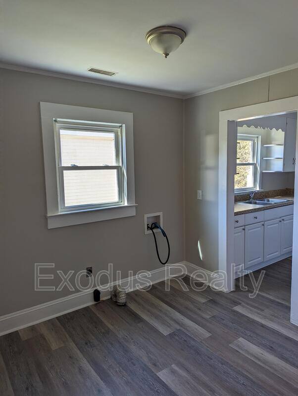 House for rent at 507 Midland Ave, Sanford, NC 27330