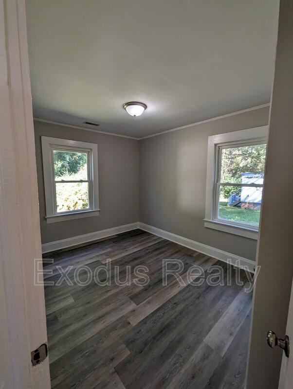 House for rent at 507 Midland Ave, Sanford, NC 27330