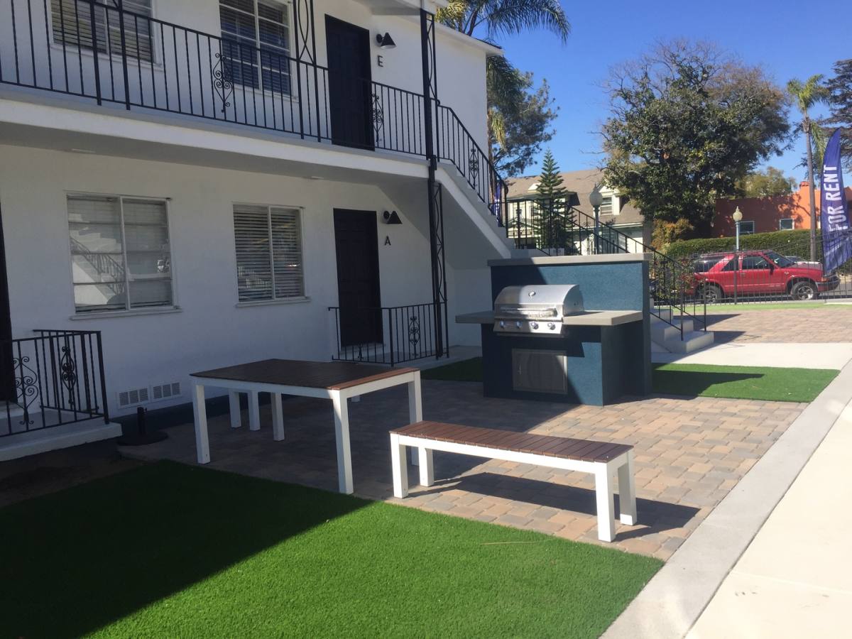 Apartment for rent at 2421 E St, San Diego, CA 92102
