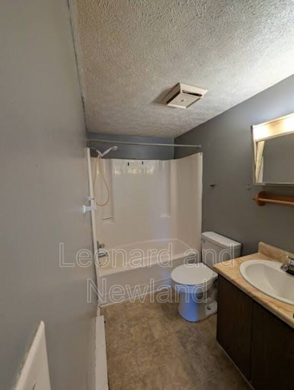 House for rent at 214 Patricia Dr #I, Byesville, OH 43723