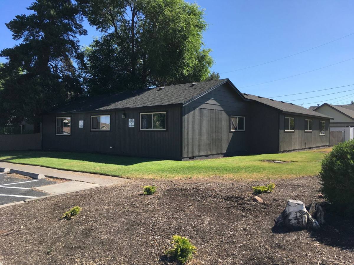 Apartment for rent at 319 NW Greenwood Ave, Redmond, OR 97756