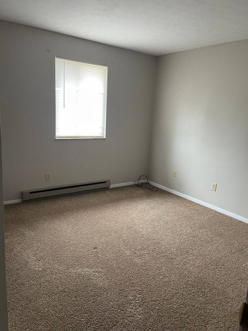 Apartment for rent at 622 Miami Dr, West College Corner, IN 47003