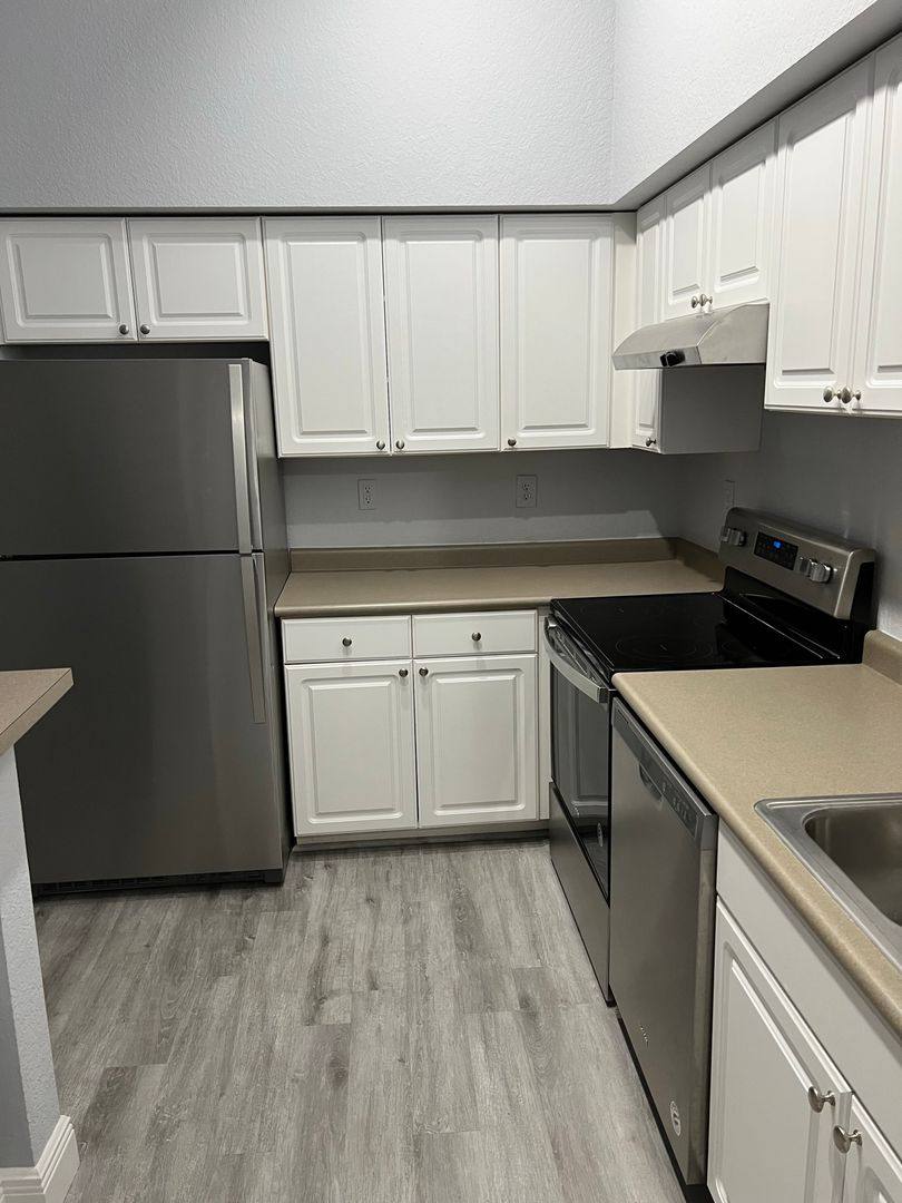 Condo for rent at 402 S Armenia Ave, Tampa, FL 33609
