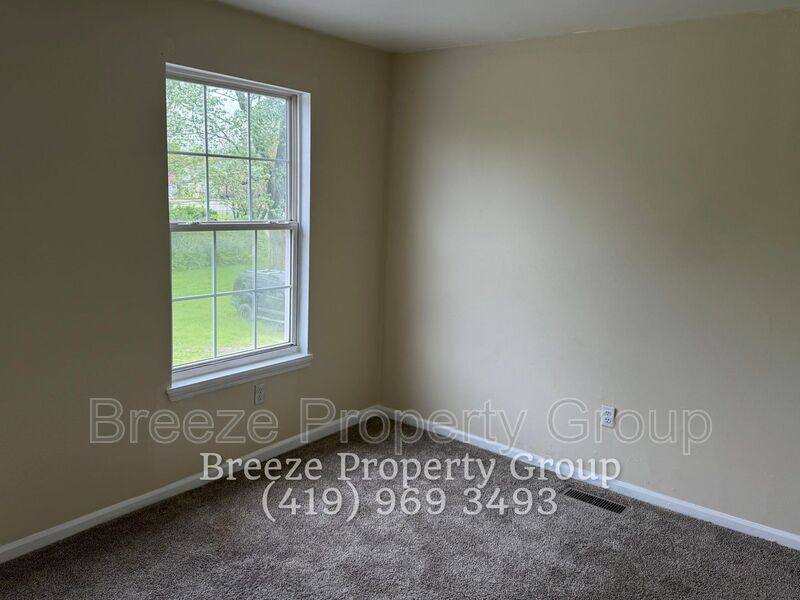 Apartment for rent at 623 Hope St, Lima, OH 45804
