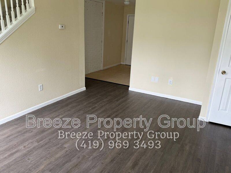 Apartment for rent at 623 Hope St, Lima, OH 45804