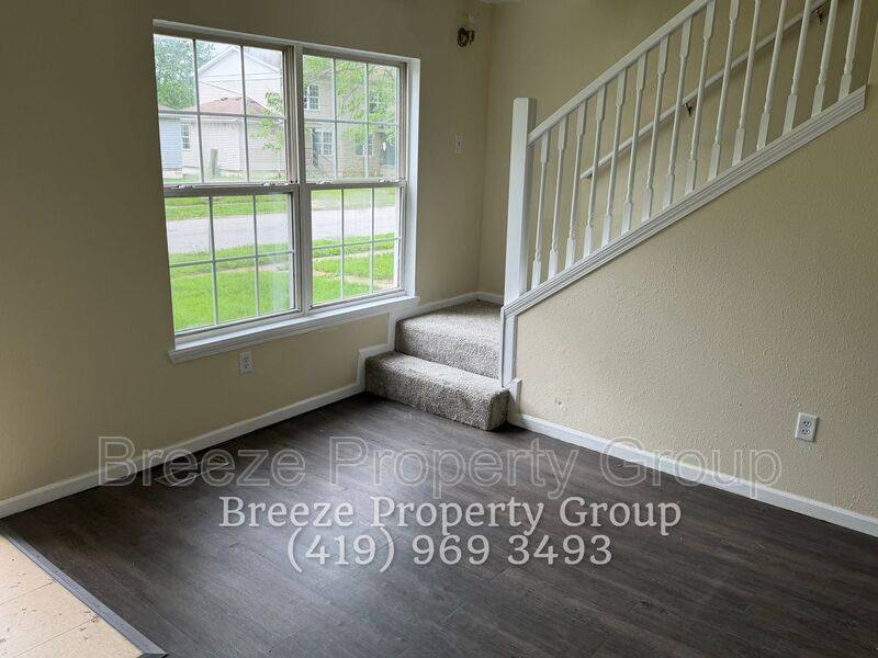 Apartment for rent at 623 Hope St, Lima, OH 45804