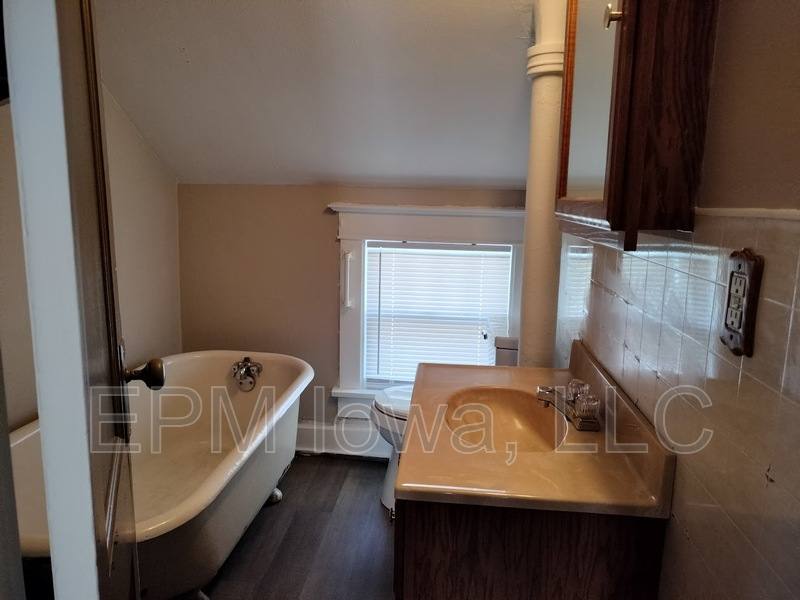 House for rent at 1125 Ackermant St, Waterloo, IA 50703