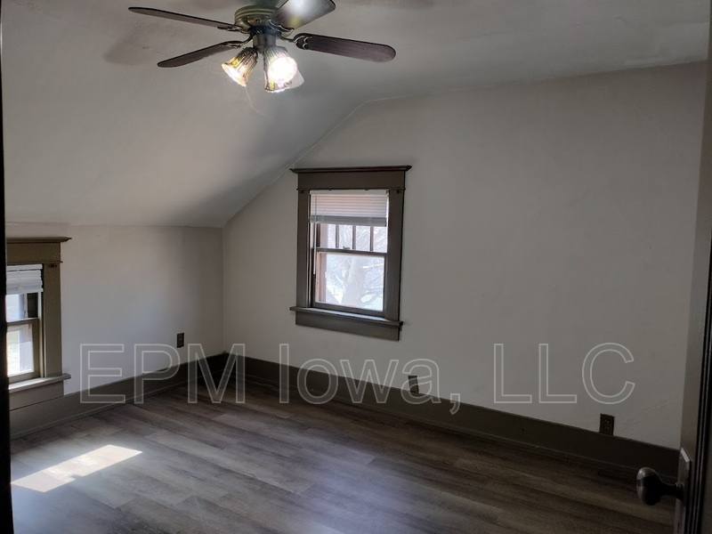 House for rent at 1125 Ackermant St, Waterloo, IA 50703