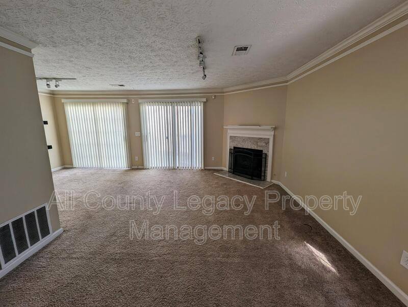 Townhouse for rent at 3757 Meadow Creek Dr, Peachtree Corners, GA 30092