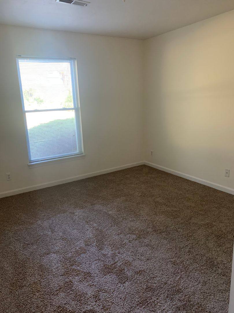 Apartment for rent at 500-530 Inman Parkway, Beloit, WI 53511