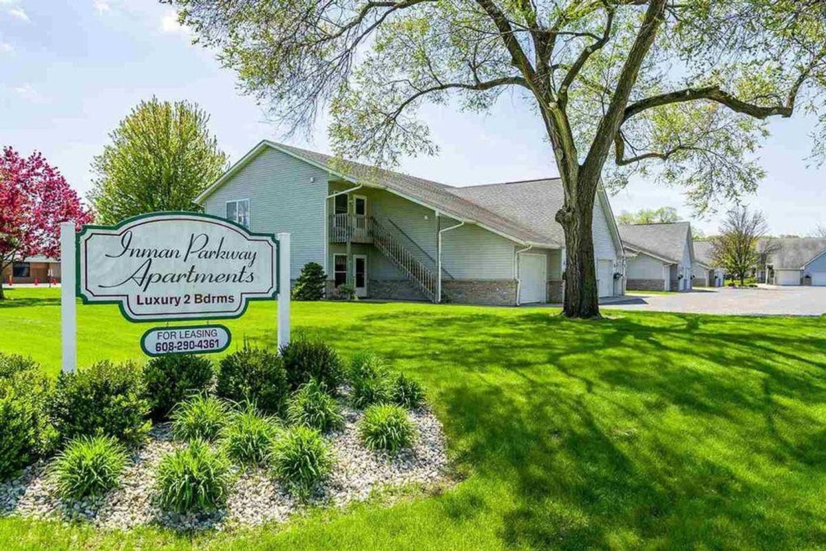 Apartment for rent at 500-530 Inman Parkway, Beloit, WI 53511