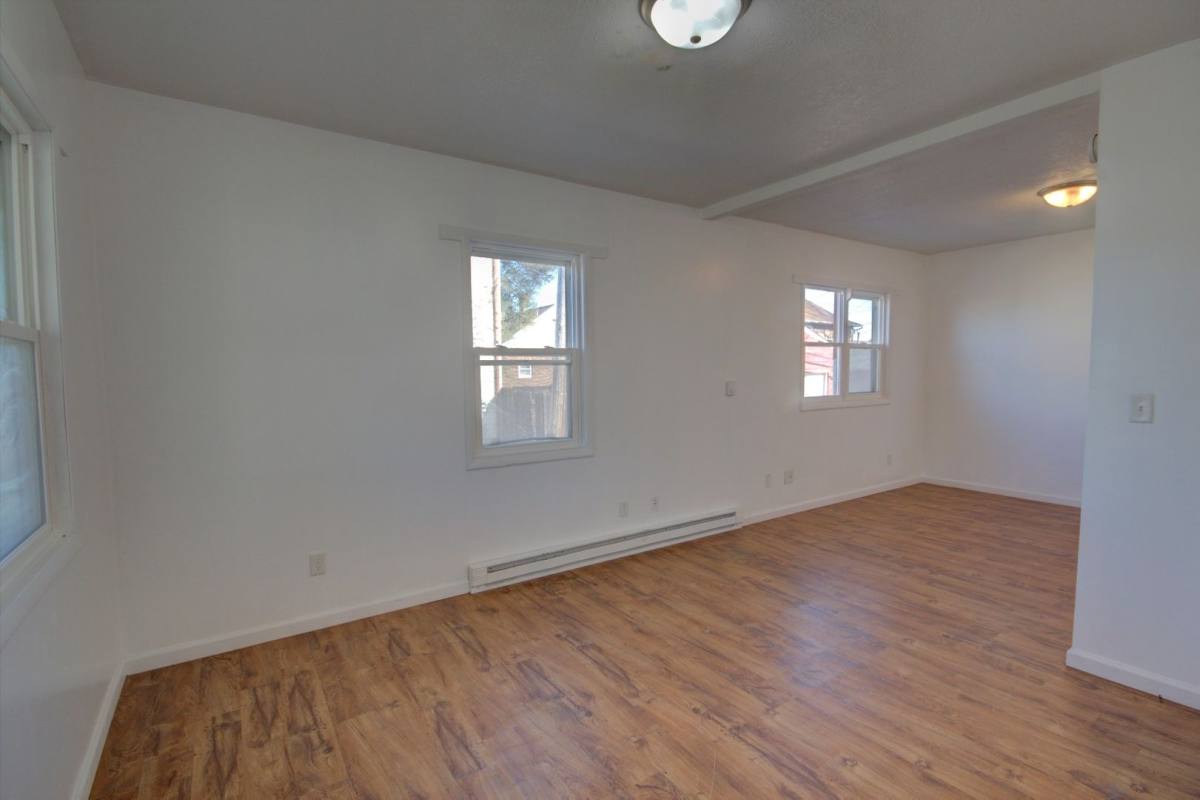 Apartment for rent at 123 3rd St, Silvis, IL 61282