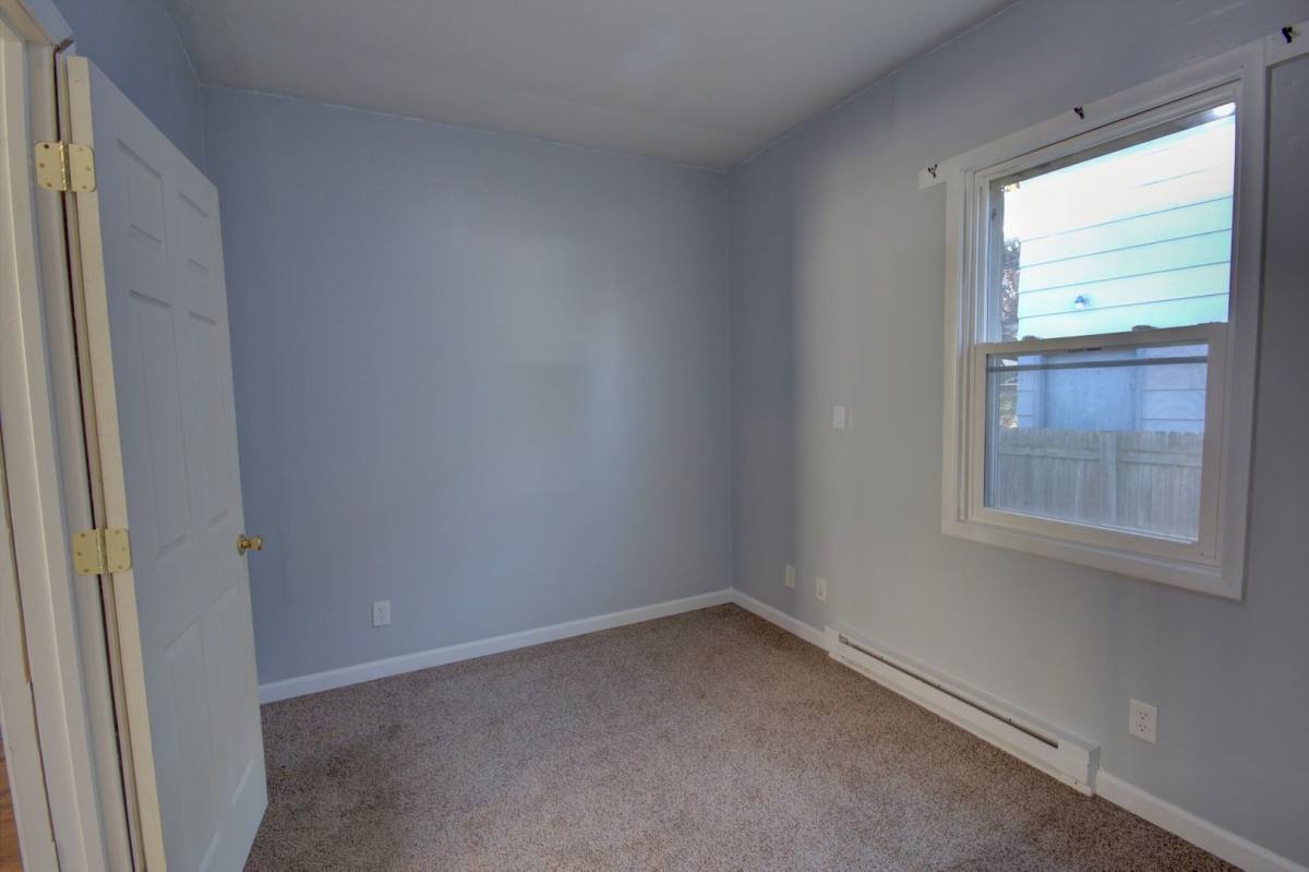 Apartment for rent at 123 3rd St, Silvis, IL 61282