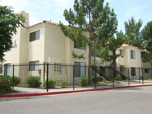 Apartment for rent at 9990 N Scottsdale Rd, Paradise Valley, AZ 85253