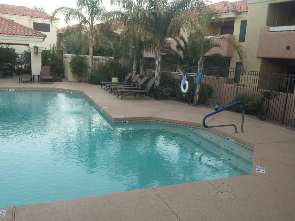 Apartment for rent at 9990 N Scottsdale Rd, Paradise Valley, AZ 85253