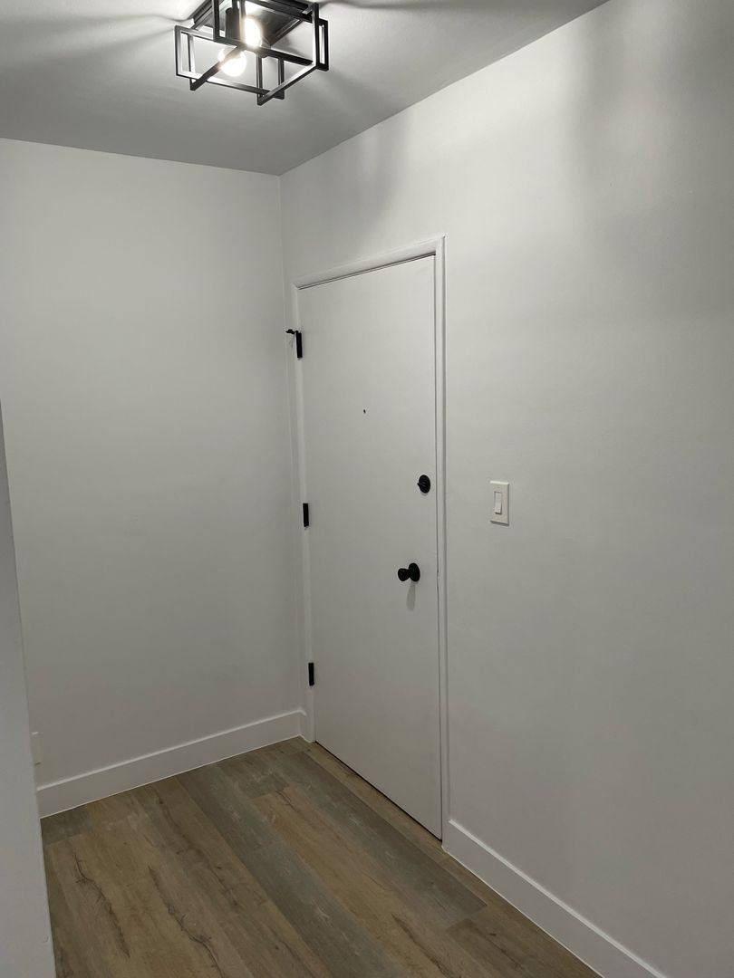 Apartment for rent at 14533 Dickens St, Sherman Oaks, CA 91403