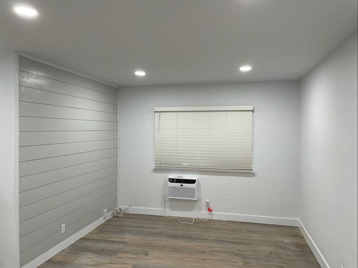 Apartment for rent at 14533 Dickens St, Sherman Oaks, CA 91403