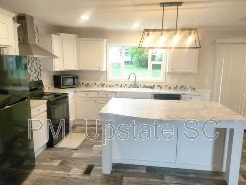 House for rent at 5 Charles St, Greenville, SC 29611