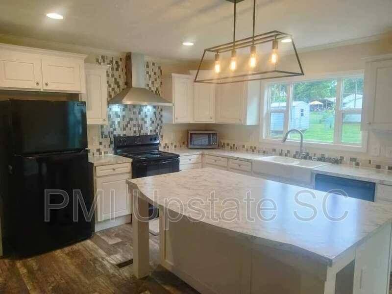 House for rent at 5 Charles St, Greenville, SC 29611