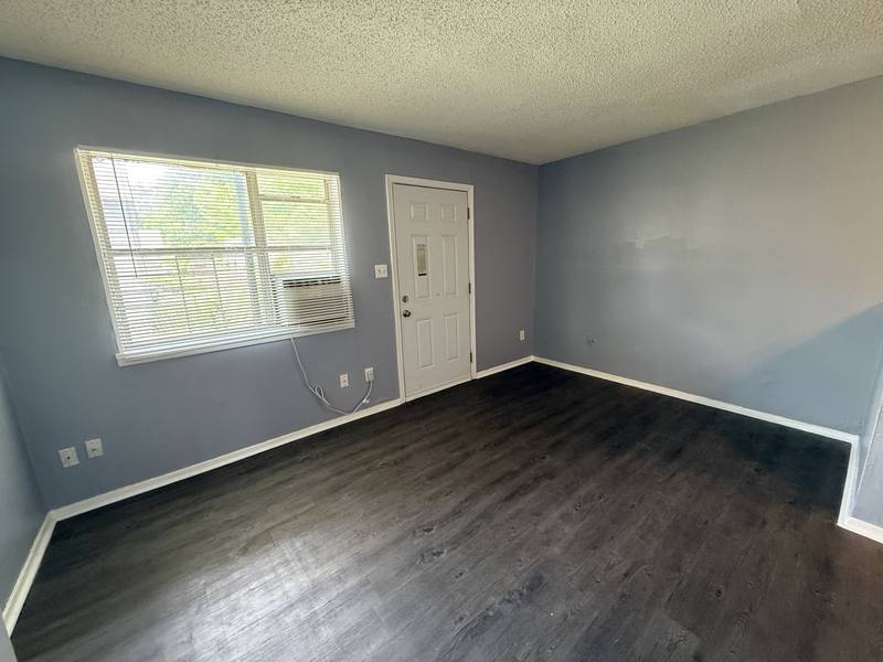Apartment for rent at 2086 Hubert Ave #3, Memphis, TN 38108