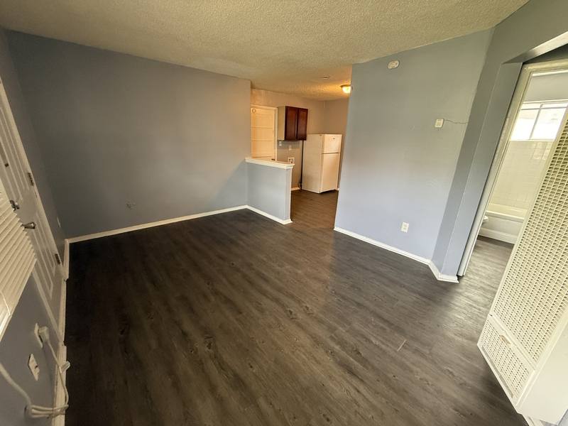 Apartment for rent at 2086 Hubert Ave #3, Memphis, TN 38108