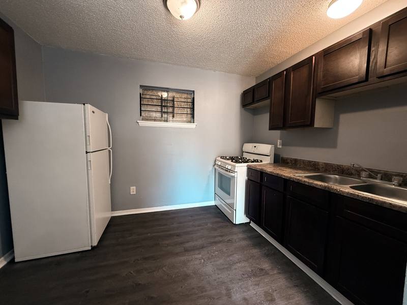 Apartment for rent at 2086 Hubert Ave #3, Memphis, TN 38108