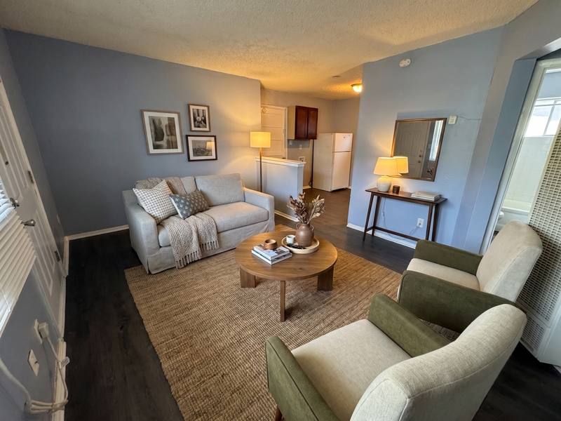 Apartment for rent at 2086 Hubert Ave #3, Memphis, TN 38108