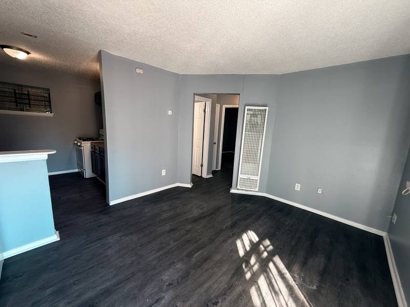 Apartment for rent at 2086 Hubert Ave #3, Memphis, TN 38108