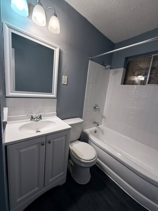 Apartment for rent at 2086 Hubert Ave #3, Memphis, TN 38108