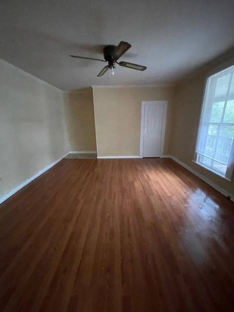 Apartment for rent at 220 E Main St, Statesboro, GA 30458