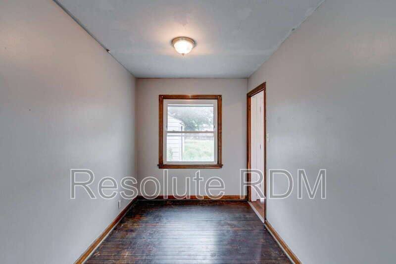 Apartment for rent at 201 S Emerson Ave, Indianapolis, IN 46219