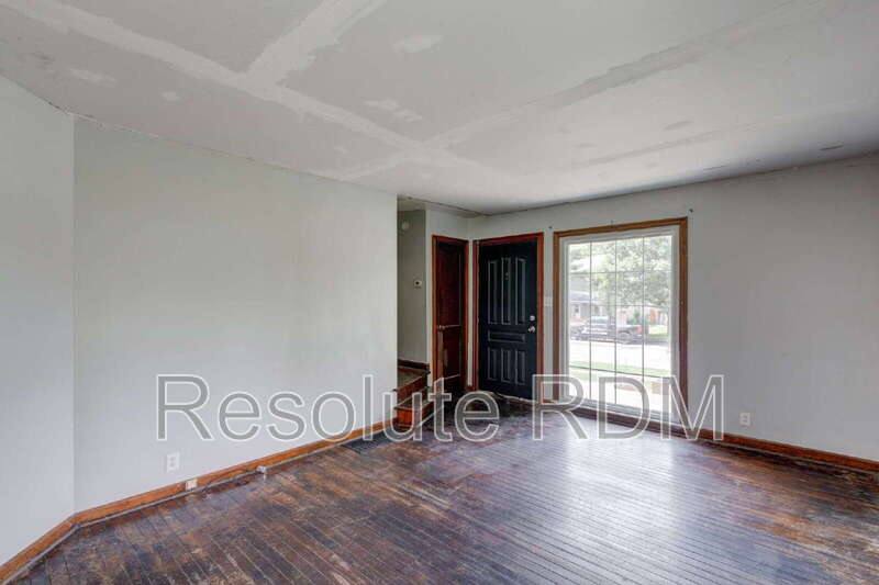 Apartment for rent at 201 S Emerson Ave, Indianapolis, IN 46219