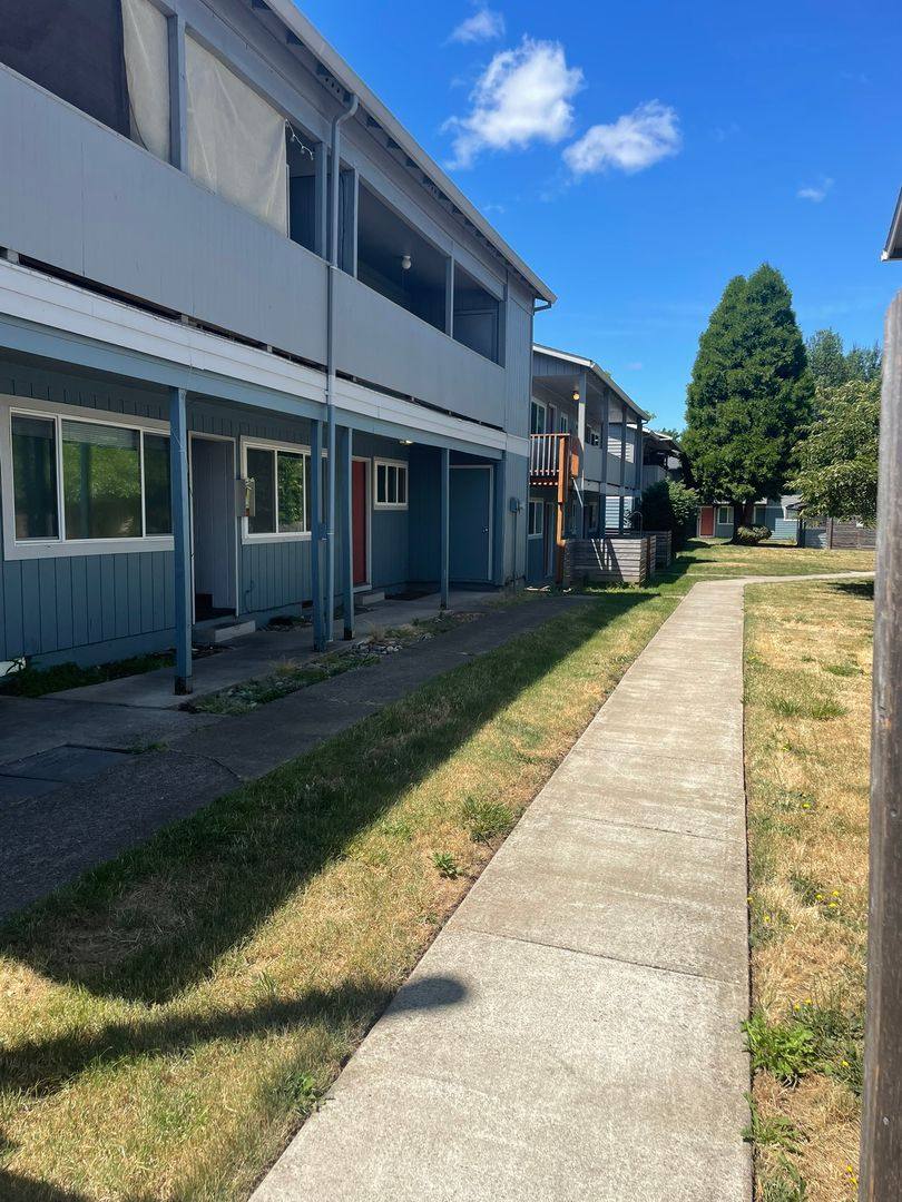Apartment for rent at 4085 SW 160th Ave, Beaverton, OR 97078