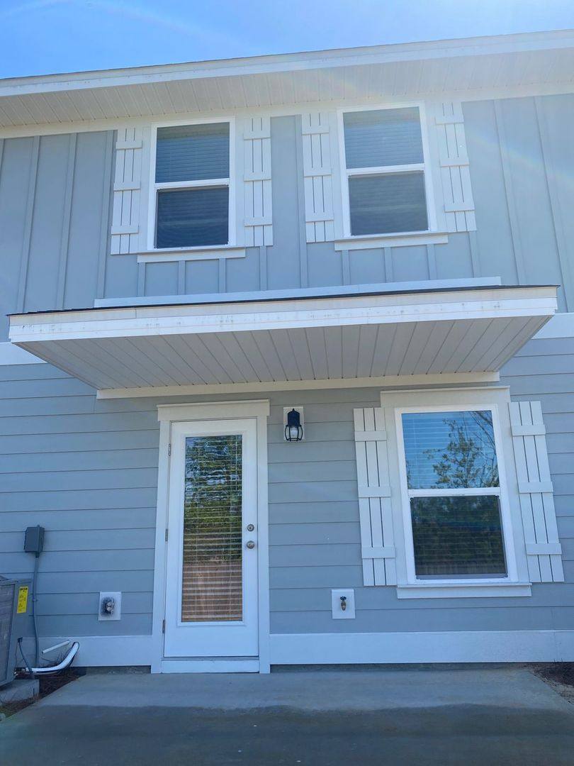 Townhouse for rent at 1647 Caleigh Court, Lynn Haven, FL 32444