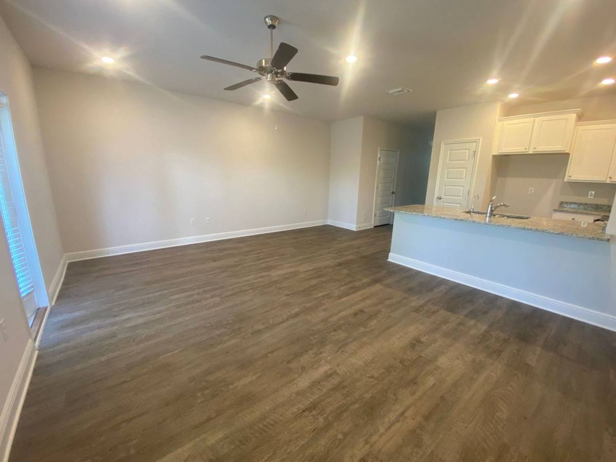 Townhouse for rent at 1647 Caleigh Court, Lynn Haven, FL 32444