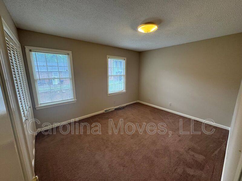 Townhouse for rent at 172 Pine Creek Court Extension, Greenville, SC 29605