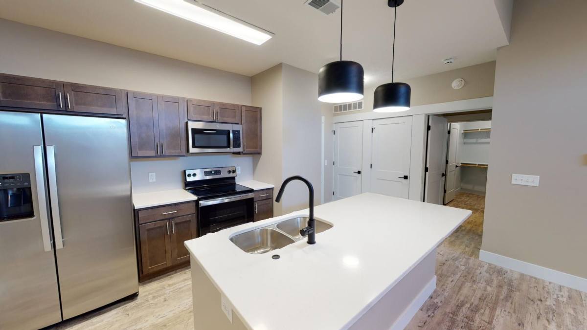 2114 University Dr, Kearney, NE 68845 - Apartment for Rent - Image 10