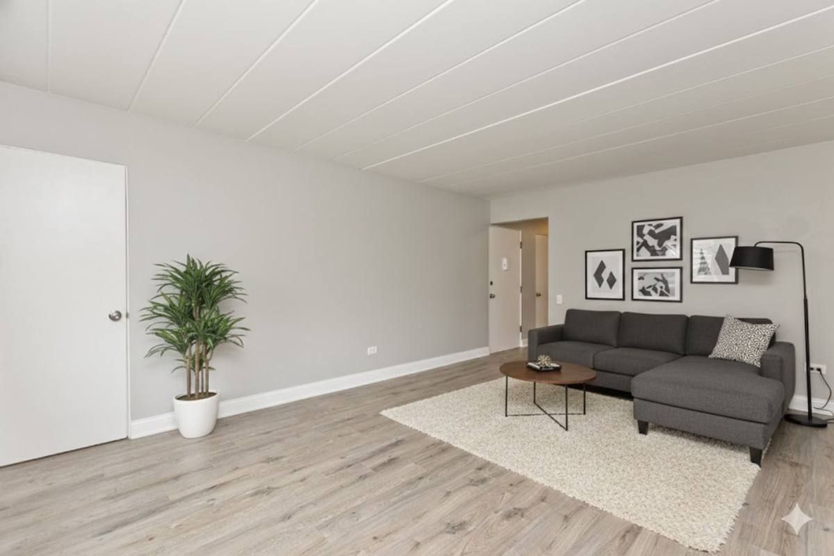 Apartment for rent at 129 Franklin St #4, Waukegan, IL 60085