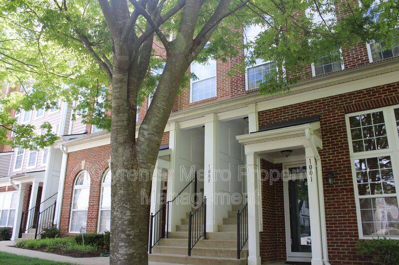 Townhouse for rent at 1005 Treeland Way, Upper Marlboro, MD 20774