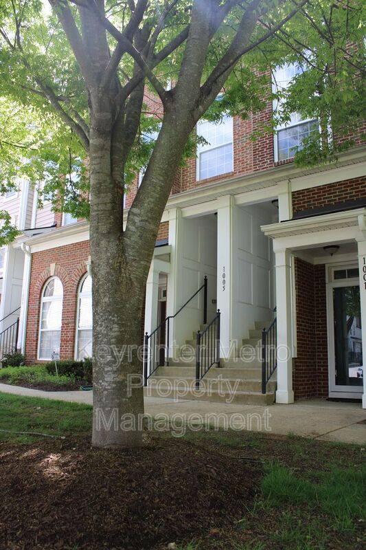 Townhouse for rent at 1005 Treeland Way, Upper Marlboro, MD 20774