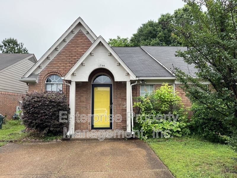 Apartment for rent at 1744 Camille Way, Cordova, TN 38016