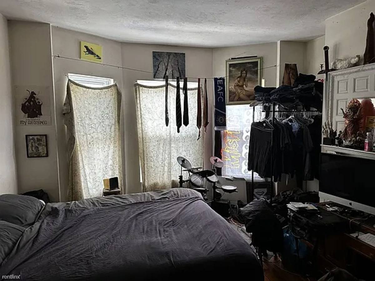 Apartment for rent at 44 Hooker St, Allston, MA 02134