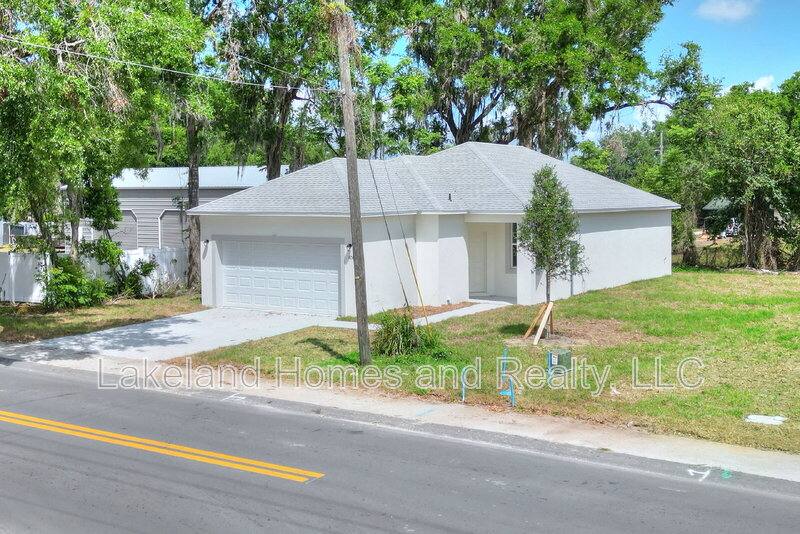 House for rent at 1850 Martin Luther King Junior Blvd, Bartow, FL 33830