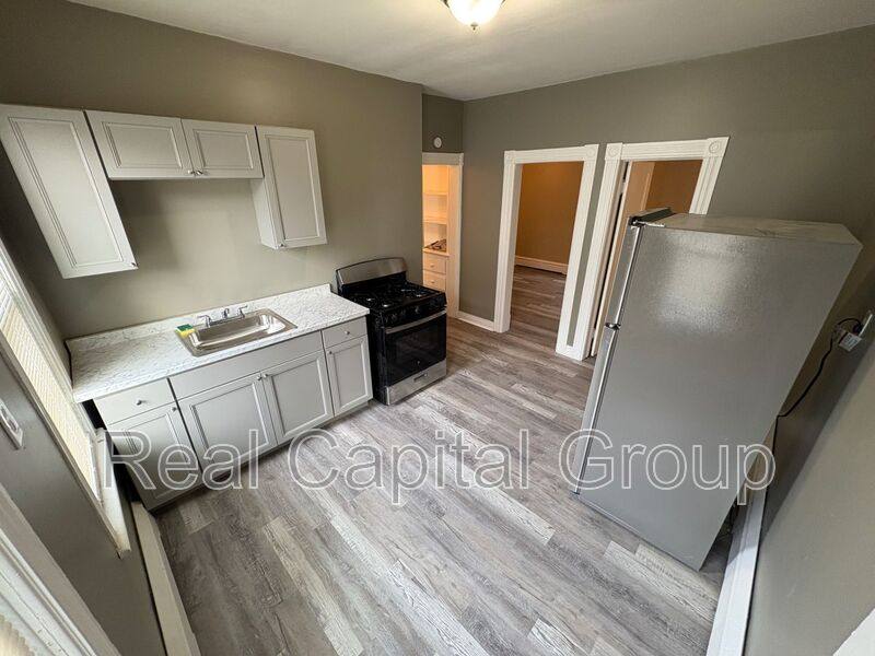Apartment for rent at 708 Westover Place #4, Schenectady, NY 12307