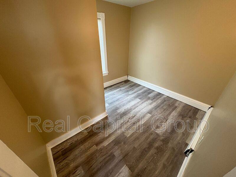Apartment for rent at 708 Westover Place #4, Schenectady, NY 12307