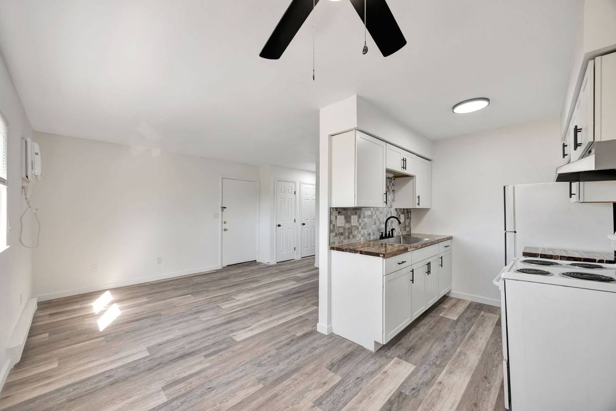 Apartment for rent at 1101-1123 Frederick Dr, Xenia, OH 45385